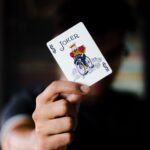 Mengapa Game Kartu Digital seperti Tangkasnet Bisa Bertahan Melewati Generasi